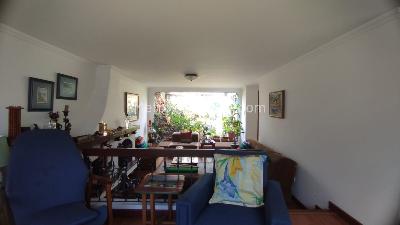 Casa de 5 alcobas en venta en Pontevedra, Bogotá, 280 m² · foto 2 de 8