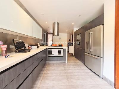 Apartamento de 3 alcobas en venta en Los Rosales Reservado, Bogotá, 315 m² · foto 12 de 12
