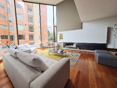 Apartamento de 3 alcobas en venta en Los Rosales Reservado, Bogotá, 315 m² · foto 2 de 12