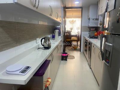Apartamento de 3 alcobas en venta en Santa Barbara Central Santa Barbara, Bogotá, 116 m² · foto 13 de 20