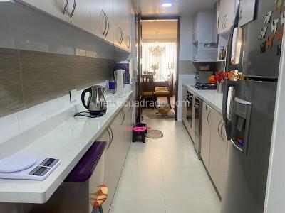 Apartamento de 3 alcobas en venta en Santa Barbara Central Santa Barbara, Bogotá, 116 m² · foto 14 de 20