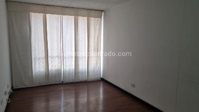 Apartamento de 3 alcobas en venta en Turingia Suba, Bogotá, 49 m² · foto 2 de 20
