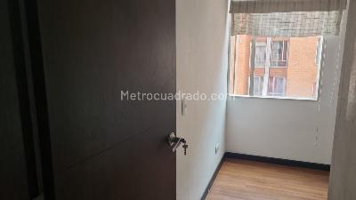 Apartamento de 3 alcobas en venta en Turingia Suba, Bogotá, 49 m² · foto 6 de 20