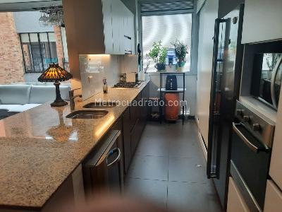 Apartamento de 3 alcobas en venta en Chico Reservado, Bogotá, 130 m² · foto 7 de 14