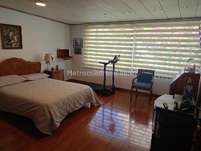 Casa de 4 alcobas en venta en Pasadena Alta, Bogotá, 240 m² · foto 13 de 19