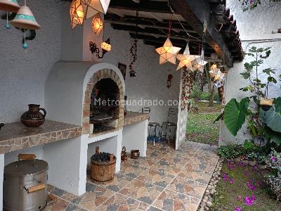 Casa de 4 alcobas en venta en Pasadena Alta, Bogotá, 240 m² · foto 14 de 19