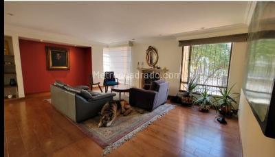 Apartamento en venta en Las Rosales, Bogotá · foto 2 de 13