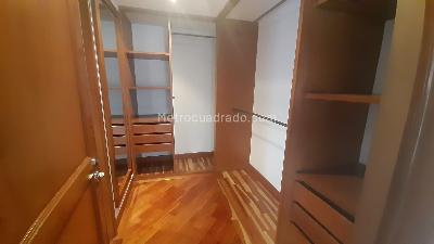 Apartamento de 3 alcobas en venta en Santa Paula, Bogotá, 159 m² · foto 13 de 20