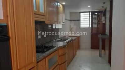 Apartamento de 3 alcobas en venta en Santa Paula, Bogotá, 159 m² · foto 4 de 20