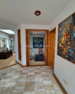 Apartamento de 3 alcobas en venta en San Patricio Santa Barbara, Bogotá, 215 m² · foto 15 de 20