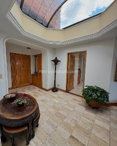 Apartamento de 3 alcobas en venta en San Patricio Santa Barbara, Bogotá, 215 m² · foto 17 de 20