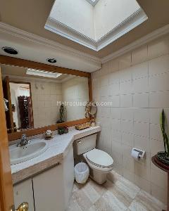 Apartamento de 3 alcobas en venta en San Patricio Santa Barbara, Bogotá, 215 m² · foto 7 de 20