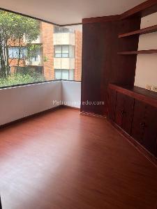 Apartamento en venta en La Carolina, Bogotá · foto 10 de 18