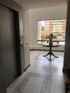 Apartamento en venta en La Carolina, Bogotá · foto 4 de 18