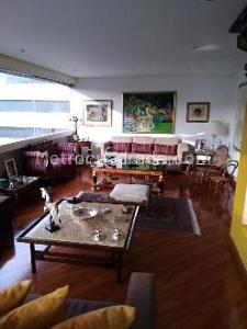 Apartamento de 3 alcobas en venta en Refugio Rosales, Bogotá, 195 m² · foto 16 de 17