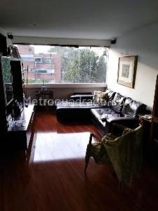 Apartamento de 3 alcobas en venta en Refugio Rosales, Bogotá, 195 m² · foto 12 de 17