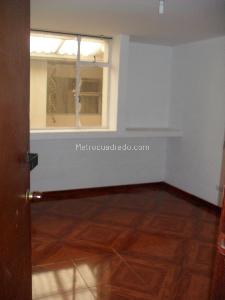 Casa de 5 alcobas en venta en Jose Joaquin Vargas, Bogotá, 372 m² · foto 10 de 17