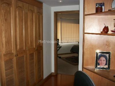Apartamento de 2 alcobas en venta en Calleja Alta, Bogotá, 97 m² · foto 15 de 16
