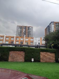Casa en venta en Cedritos Capri, Bogotá · foto 3 de 17