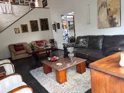 Casa de 3 alcobas en venta en Niza Antigua Iii Etapa, Bogotá, 323 m² · foto 12 de 20