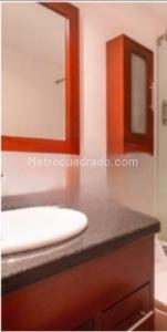 Apartamento de 3 alcobas en venta en Chico Navarra, Bogotá, 138 m² · foto 5 de 15