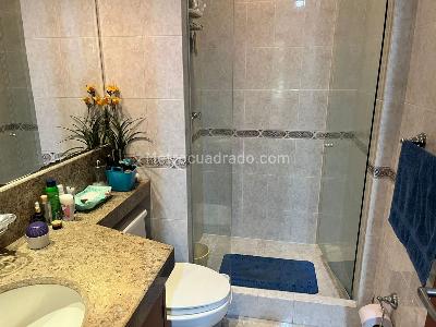 Apartamento de 3 alcobas en venta en Balcones De Lindaraja, Bogotá, 193 m² · foto 19 de 20