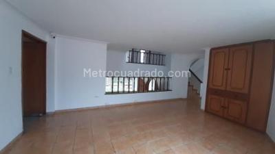 Casa de 3 alcobas en venta en Santa Ana Occidental, Bogotá, 254 m² · foto 6 de 20