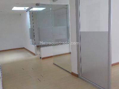 Casa de 5 alcobas en venta en El Lago, Bogotá, 1000 m² · foto 12 de 20