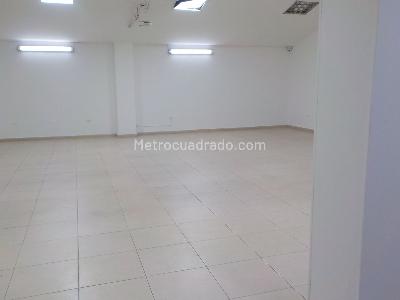 Casa de 5 alcobas en venta en El Lago, Bogotá, 1000 m² · foto 13 de 20