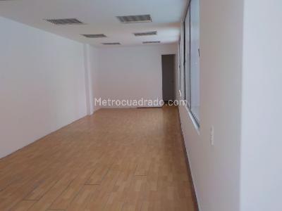 Casa de 5 alcobas en venta en El Lago, Bogotá, 1000 m² · foto 15 de 20