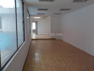 Casa de 5 alcobas en venta en El Lago, Bogotá, 1000 m² · foto 16 de 20