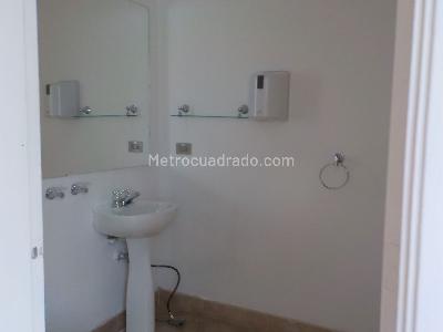 Casa de 5 alcobas en venta en El Lago, Bogotá, 1000 m² · foto 20 de 20
