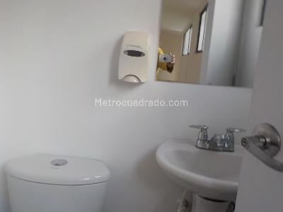 Casa de 5 alcobas en venta en El Lago, Bogotá, 1000 m² · foto 4 de 20