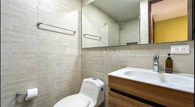 Apartamento de 2 alcobas en venta en Los Rosales, Bogotá, 113 m² · foto 13 de 16
