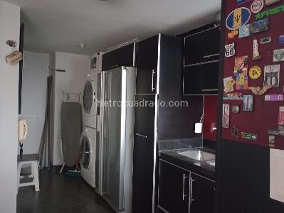Apartamento de 2 alcobas en venta en Los Rosales, Bogotá, 113 m² · foto 4 de 16