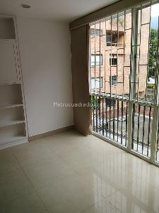 Apartamento en venta en Santa Barbara Alta, Bogotá · foto 4 de 9