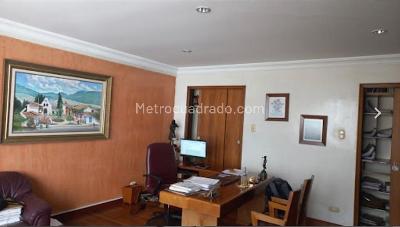 Apartamento de 3 alcobas en venta en Centro Las Nieves, Bogotá, 213 m² · foto 5 de 20