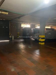 Apartamento de 4 alcobas en venta en Chico Navarra, Bogotá, 274 m² · foto 13 de 13