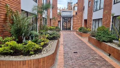 Casa de 4 alcobas en venta en Chico San Patricio, Bogotá, 227 m² · foto 5 de 20