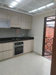 Casa de 4 alcobas en venta en Chico San Patricio, Bogotá, 227 m² · foto 14 de 20