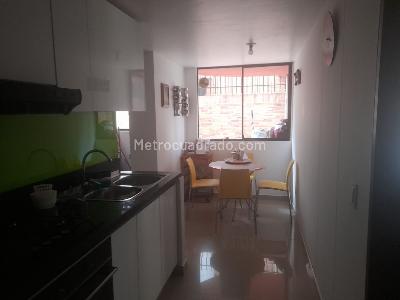 Apartamento en venta en Santa Barbara Central, Bogotá · foto 2 de 20