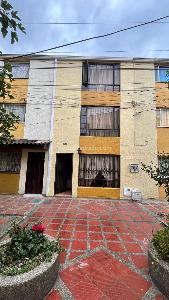 Casa en venta en Villas De Granada, Bogotá · foto 7 de 20