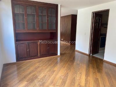 Apartamento de 3 alcobas en venta en Bella Suiza, Bogotá, 143 m² · foto 10 de 20