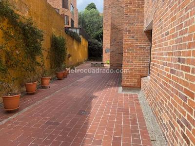 Apartamento de 3 alcobas en venta en Bella Suiza, Bogotá, 143 m² · foto 18 de 20