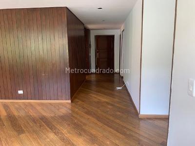 Apartamento de 3 alcobas en venta en Bella Suiza, Bogotá, 143 m² · foto 7 de 20