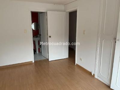 Apartamento de 3 alcobas en venta en Antigua Lisboa, Bogotá, 85 m² · foto 9 de 15