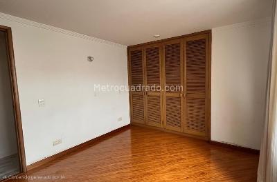 Apartamento de 2 alcobas en venta en Pasadena Alta, Bogotá, 75 m² · foto 15 de 16