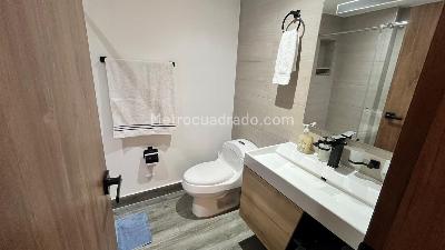 Casa de 5 alcobas en venta en La Alhambra Monaco, Bogotá, 390 m² · foto 17 de 20