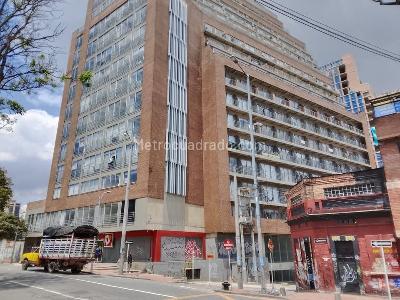 Apartaestudio en venta en San Martin Centro Internacional, Bogotá, 39 m² · foto 1 de 17