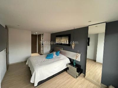 Apartamento de 2 alcobas en venta en Santa Barbara Occidental, Bogotá, 85 m² · foto 9 de 20